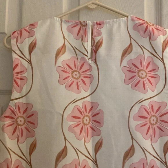 Commense Elegant Floral Dress in Pink and White - Picture 3 of 4